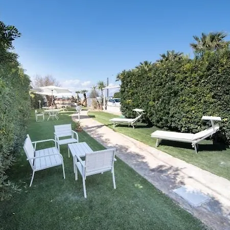 Elpaix Villa *