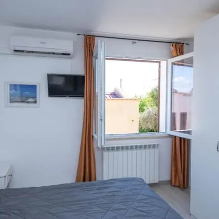 Elpaix Villa *